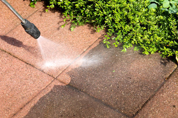 Why Choose Our Certified Pressure Washing Experts for Your Project Needs in Bridgeview, IL?